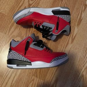 Jordan Fire Red 3s